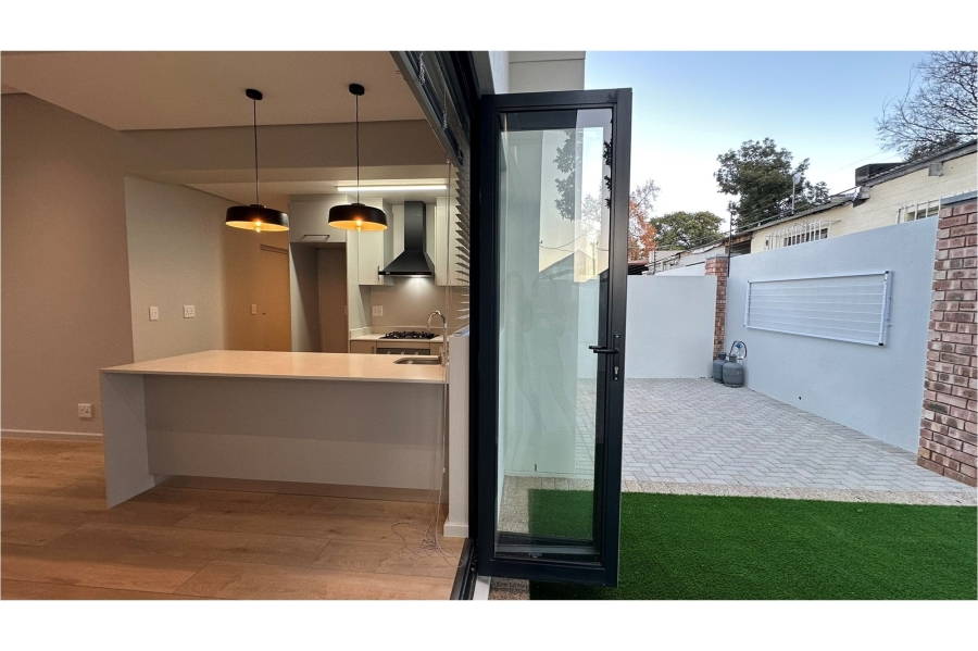 To Let 3 Bedroom Property for Rent in Lemoenkloof Western Cape